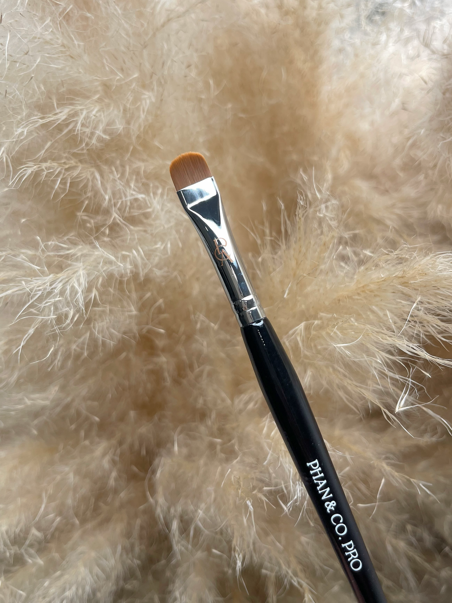 LUXE BRUSH COLLECTION : Round Edge